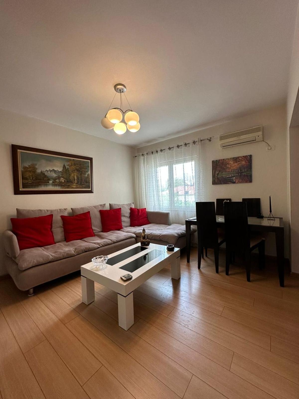 Blloku Family Apartment Tiranë Eksteriør bilde